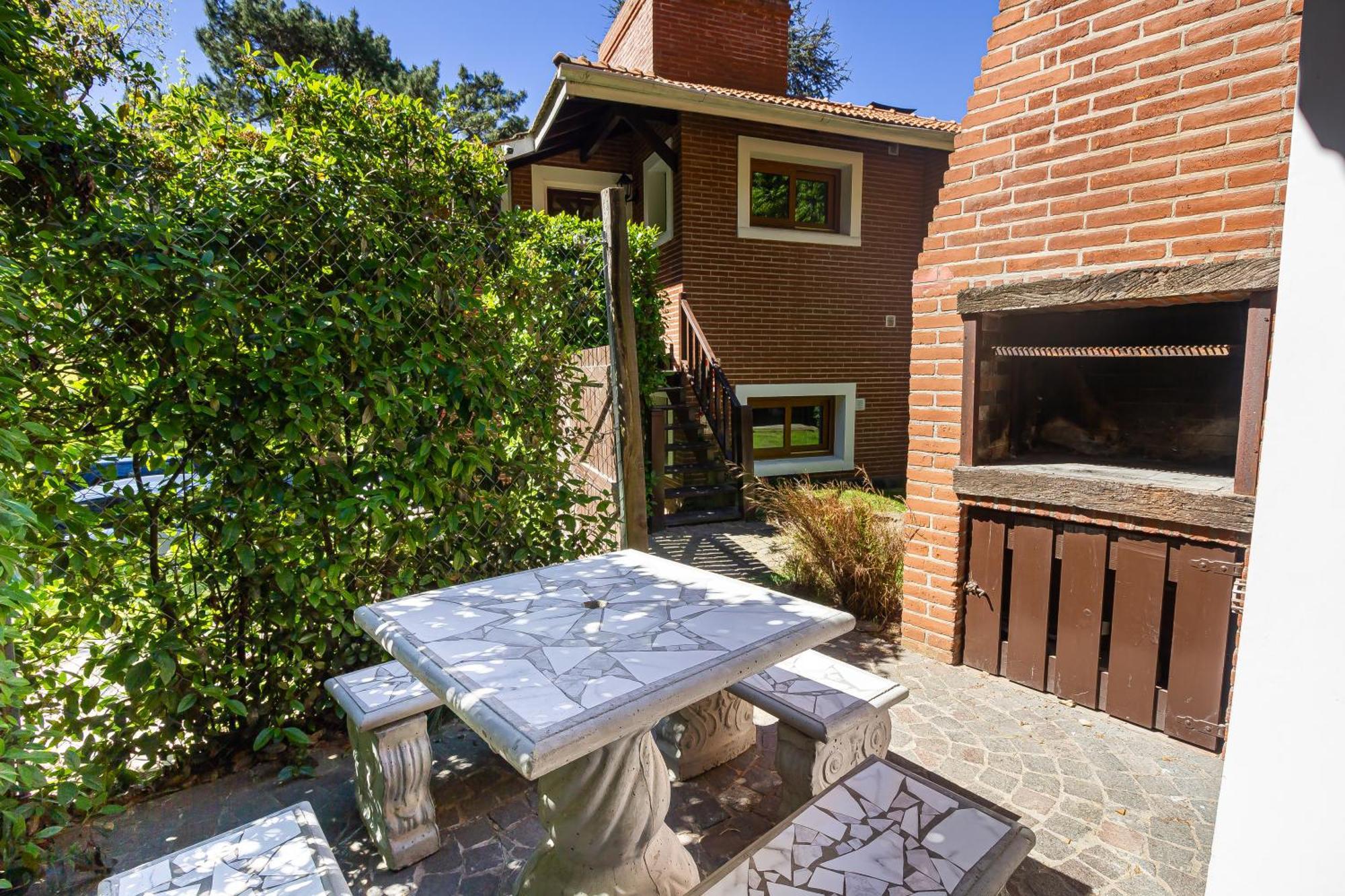 Punta Cerezo Apart Карило Екстериор снимка