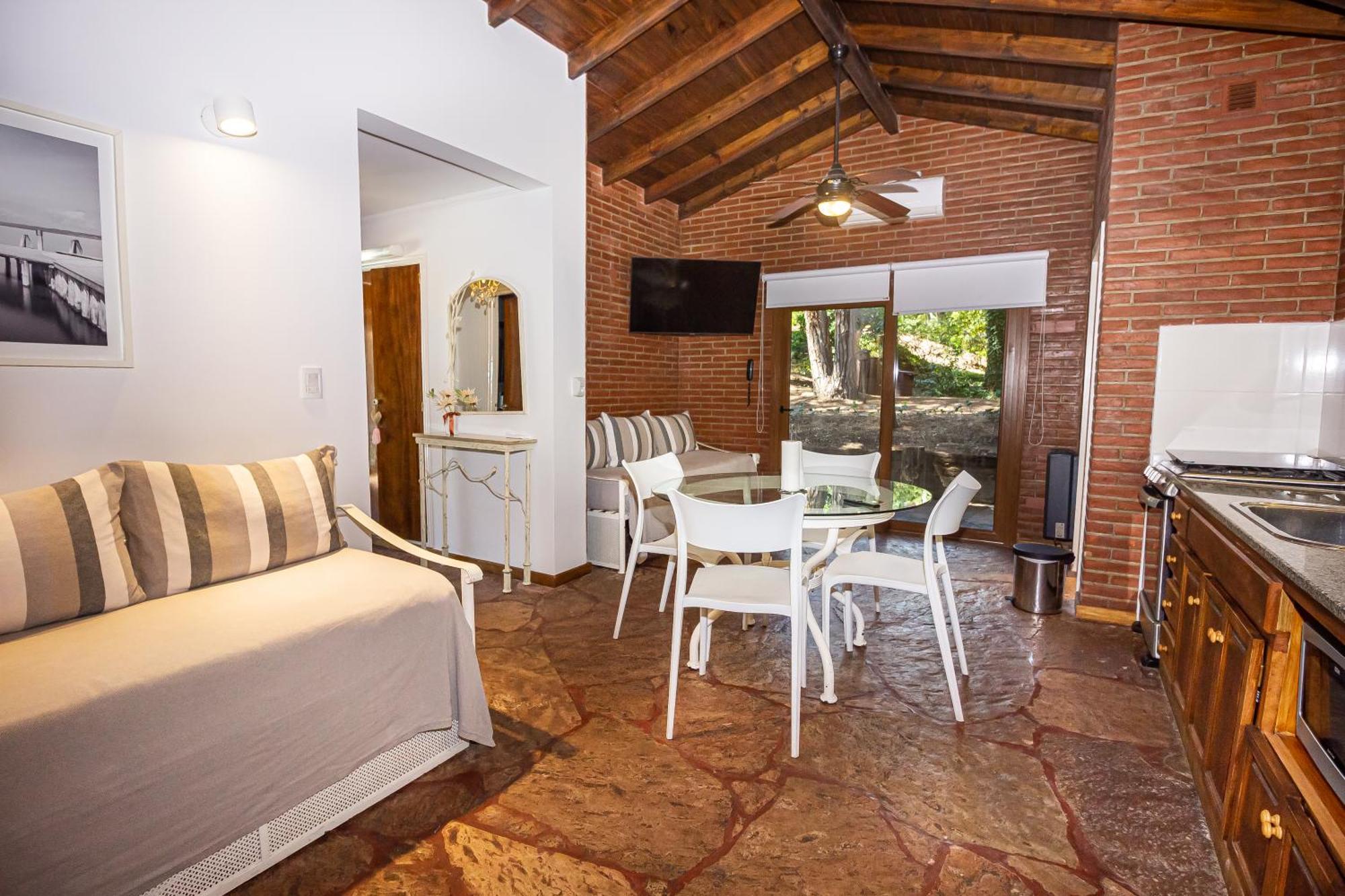 Punta Cerezo Apart Карило Екстериор снимка