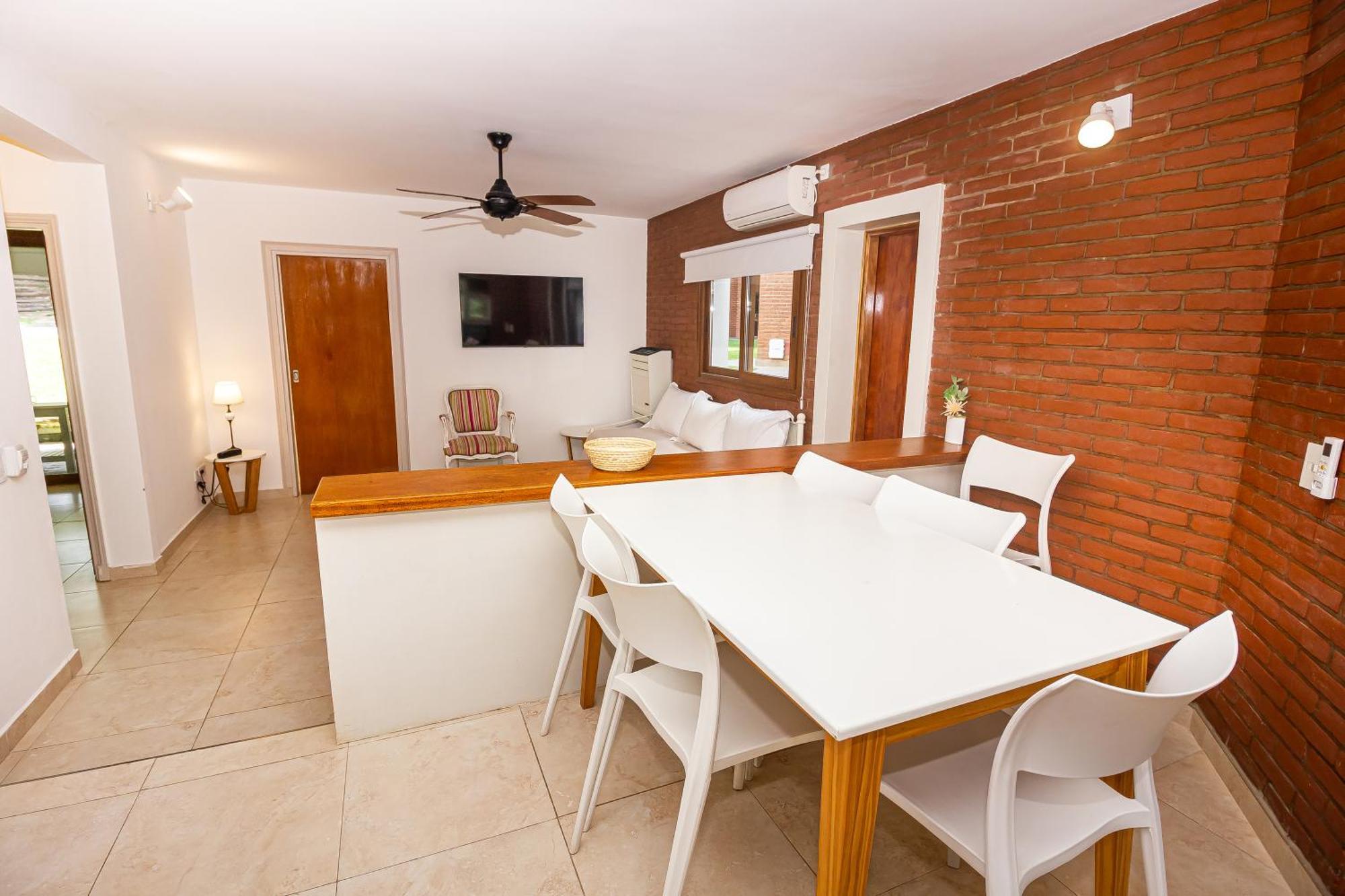 Punta Cerezo Apart Карило Екстериор снимка