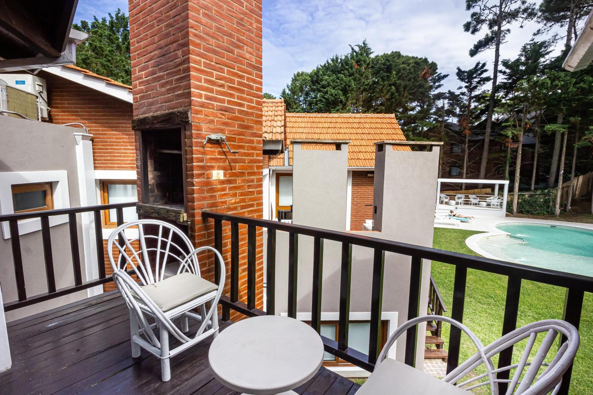 Punta Cerezo Apart Карило Екстериор снимка