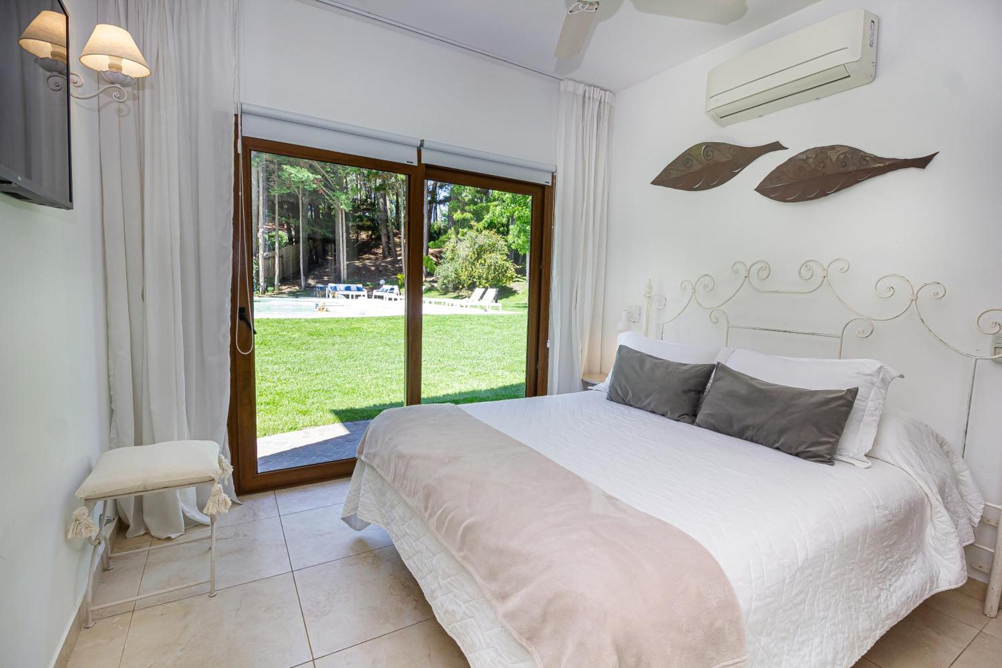 Punta Cerezo Apart Карило Екстериор снимка