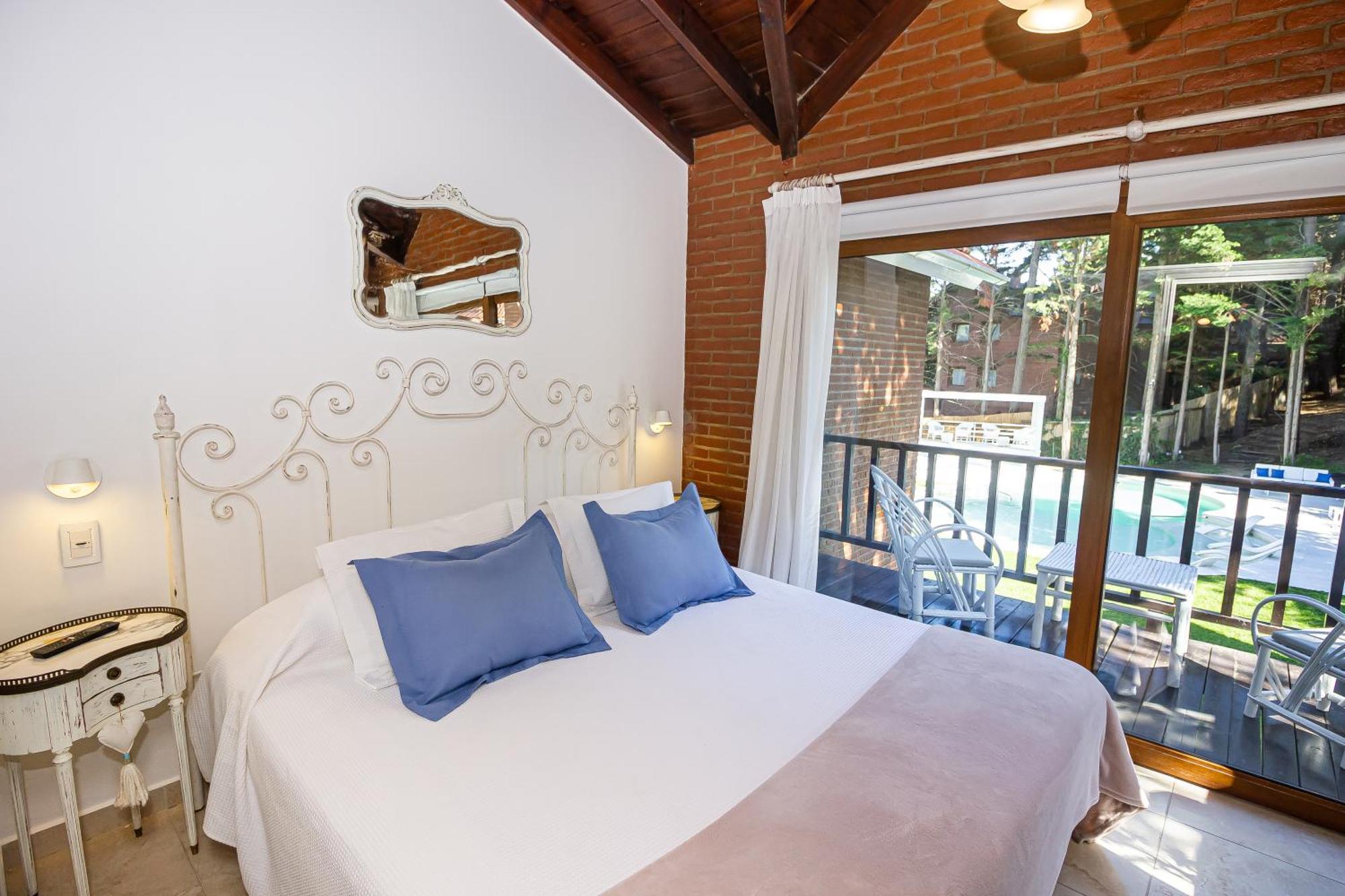 Punta Cerezo Apart Карило Екстериор снимка